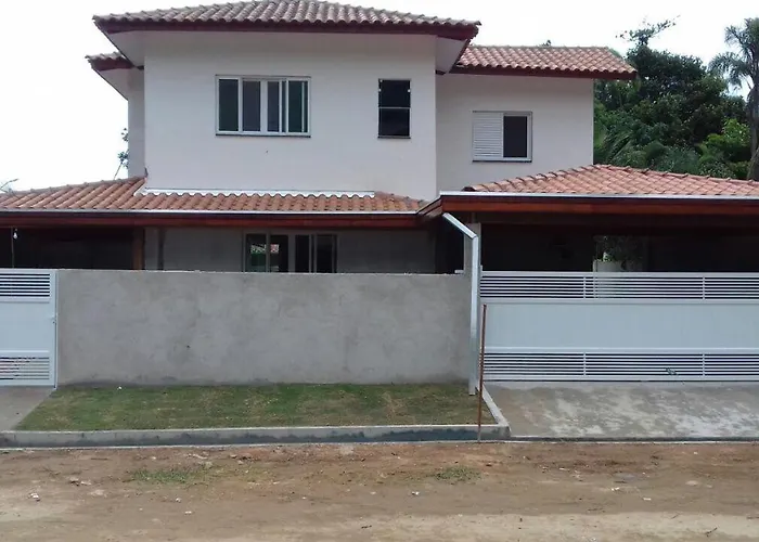 Sobrado Completo Com Piscina