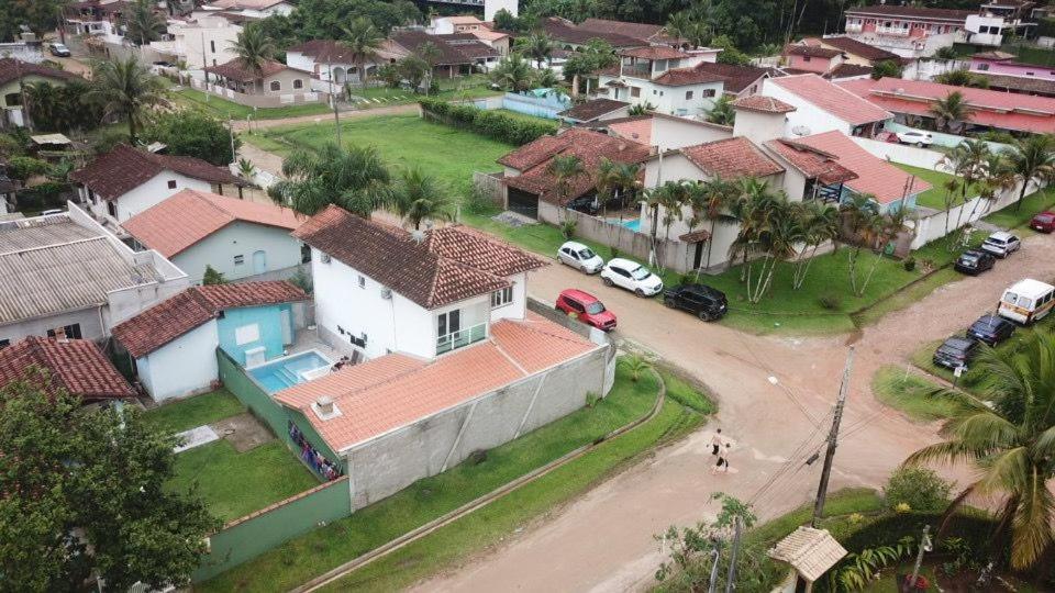 Casa de férias Sobrado Completo Com Piscina Ubatuba